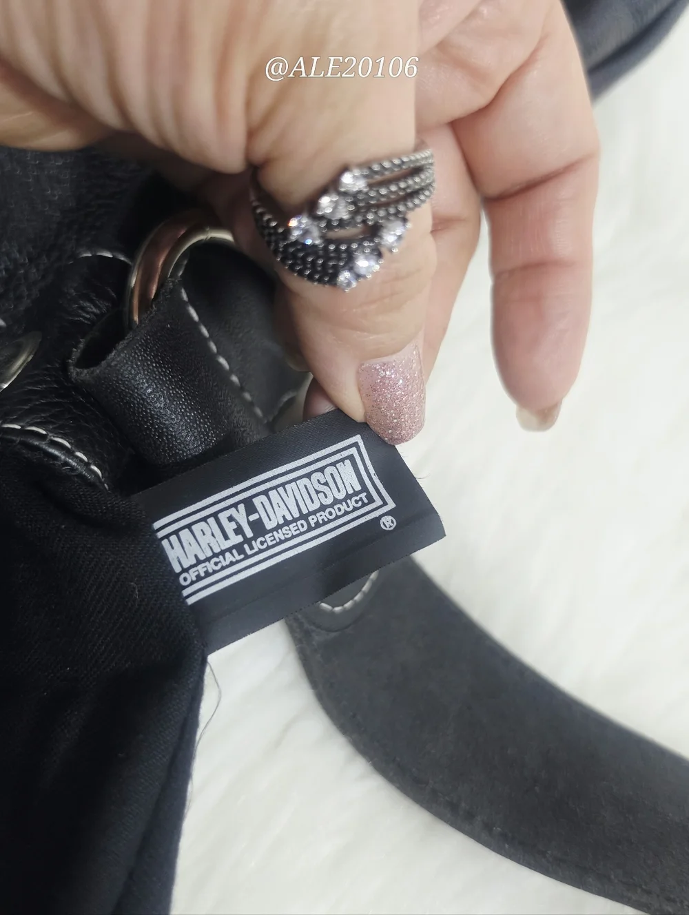 Harley-Davidson Black Leather Bucket Bag Drawstring Crossbody Purse - Picture 11 of 16